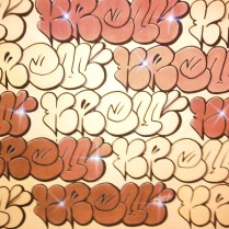 graffiti flop krem, vanille chocolat, carton entoilé 50 x 50cm acrylique et spray, krem 2012. N°00