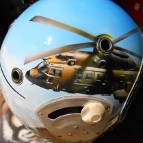 peinture aérographie sur casque pilote d hélicoptère, krem 2019.
